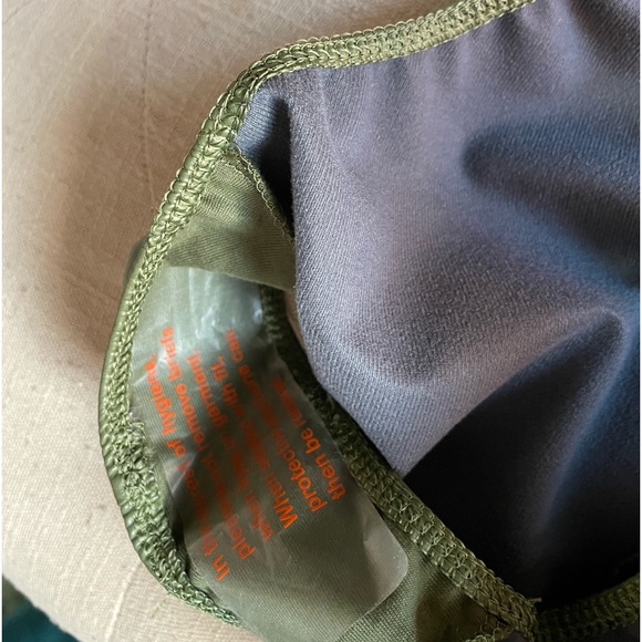 Two piece adidas x Ivy Park Skirt and Bodysuit Halls of Ivy set - Picture 6 of 8